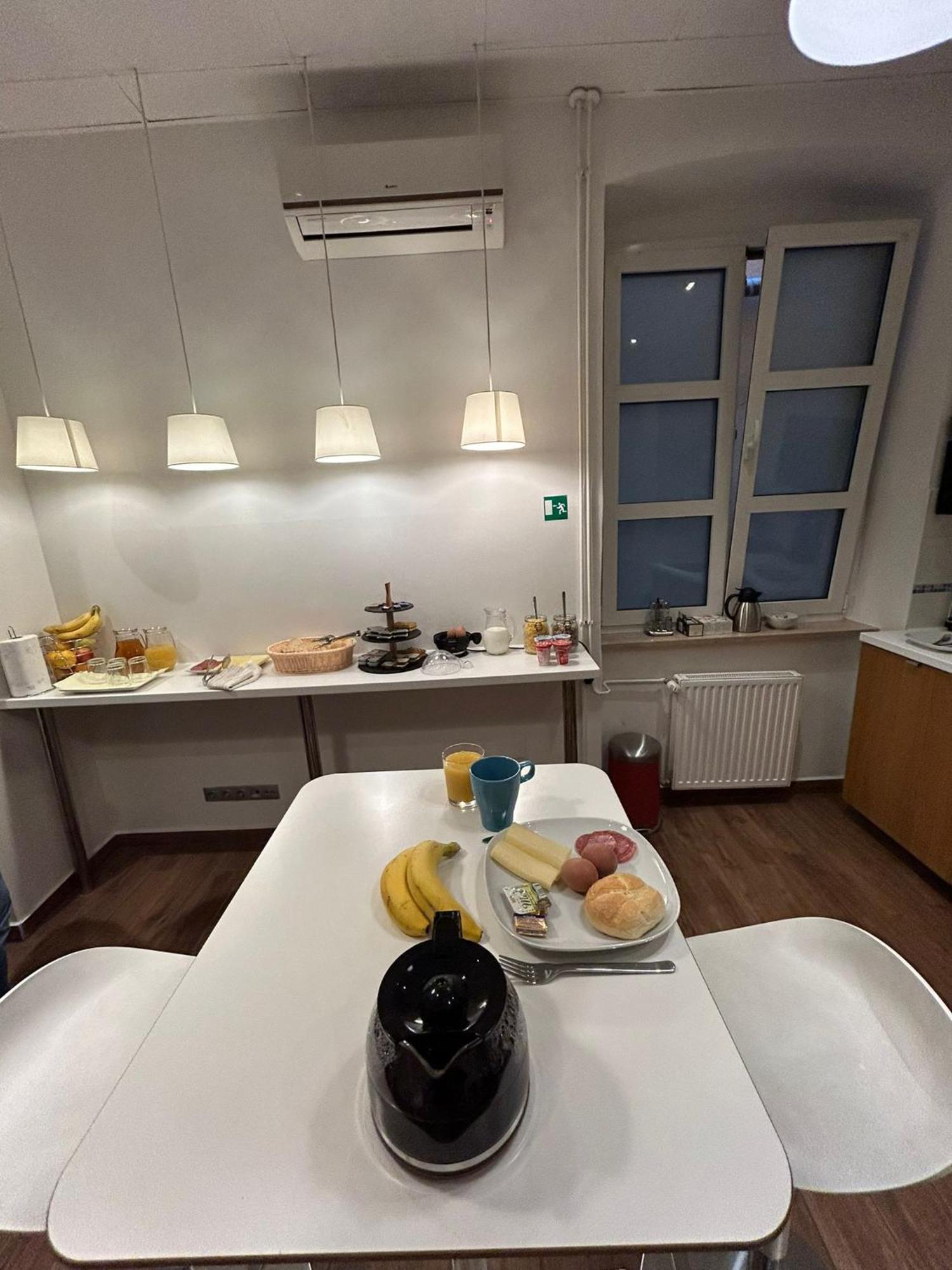 B＆B クール センター ザグレブ Bed & Breakfast エクステリア 写真